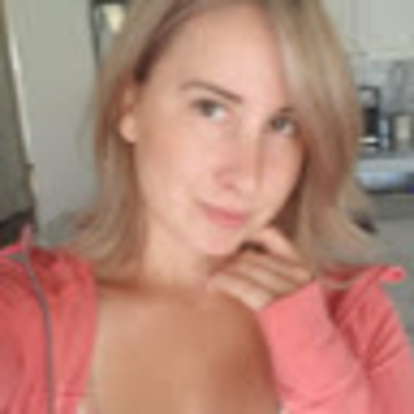 Meet your Posher, Sara - Picture 1 of 1